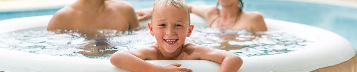 Opblaasbare jacuzzi 4 persoons Opblaasbare jacuzzi 4 persoons